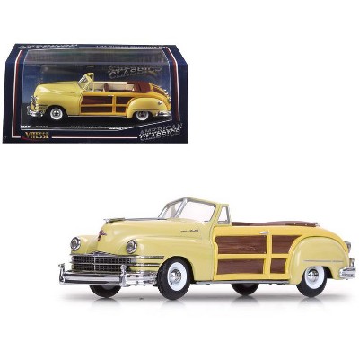 1947 Chrysler Town and Country Yellow Lustre 1/43 Diecast Model Car by Vitesse