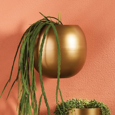 Antique Gold Round Iron Wall Planter
