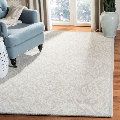 Hand-Tufted Gray Wool Rectangular Area Rug - 59" x 84"