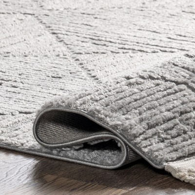 Light Grey Geometric Synthetic 7x9 Tasseled Area Rug