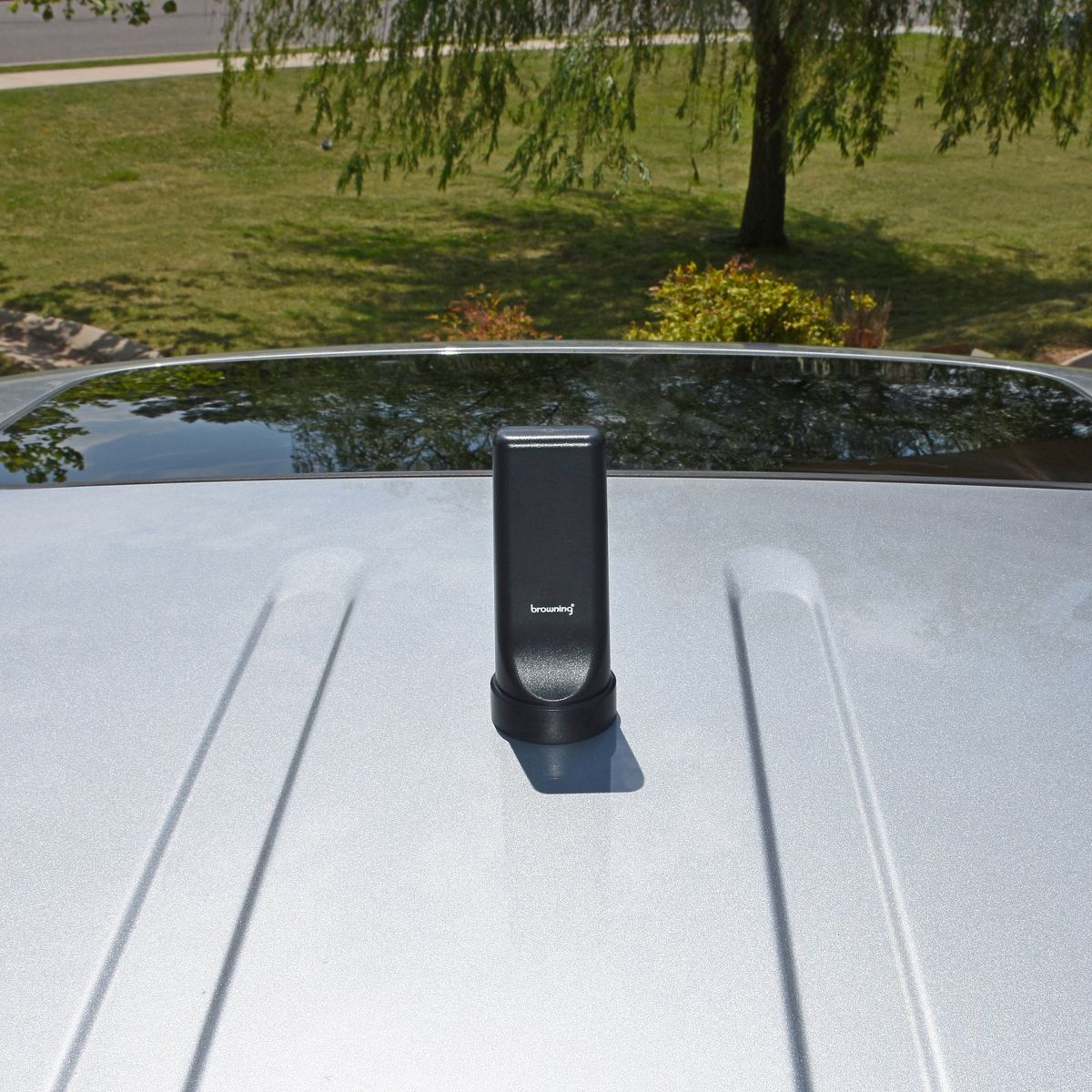 Browning® Wide-Band 4G/3G LTE Wi-Fi® High-Gain Low-Profile Cellular Antenna with NMO Mounting, 5-1/2-Inch Tall - thumbnail 4