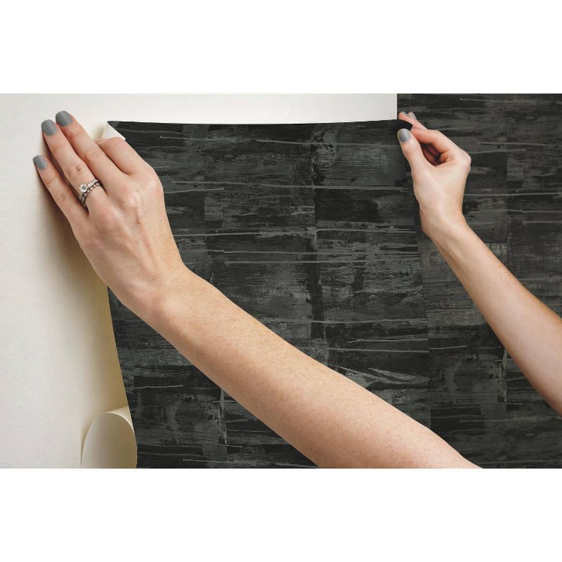 RoomMates Congo Peel and Stick Wallpaper Black, 4 of 9