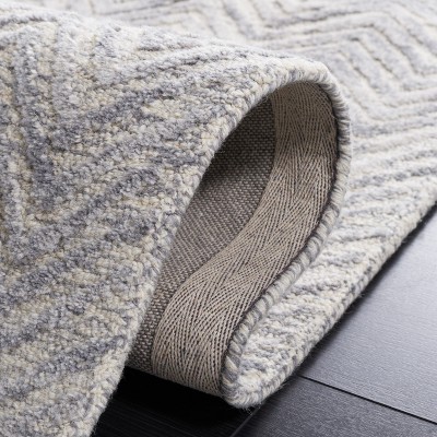 Silver Hand-Tufted Wool Rectangular 4' x 6' Area Rug