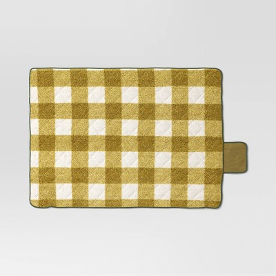 On the Go Collection Quilted Checkered Throw Blanket - Room Essentials