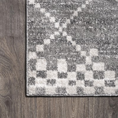 Gray Diamond Reversible Synthetic Runner Rug, 2'x8'
