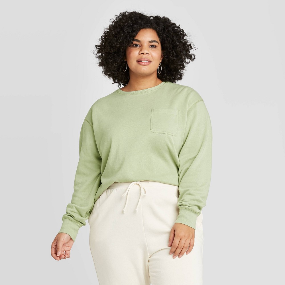 Women's Plus Size Crewneck Pocket Pullover Sweatshirt - Universal Thread Green 2X was $22.99 now $16.09 (30.0% off)