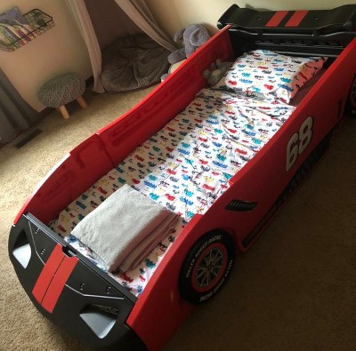 Delta Turbo Twin Race Car Bed in Red