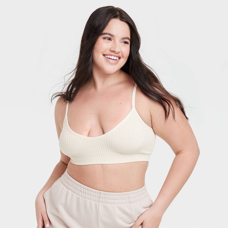 Women's Ribbed Triangle Bralette - Colsie™, 4 of 7