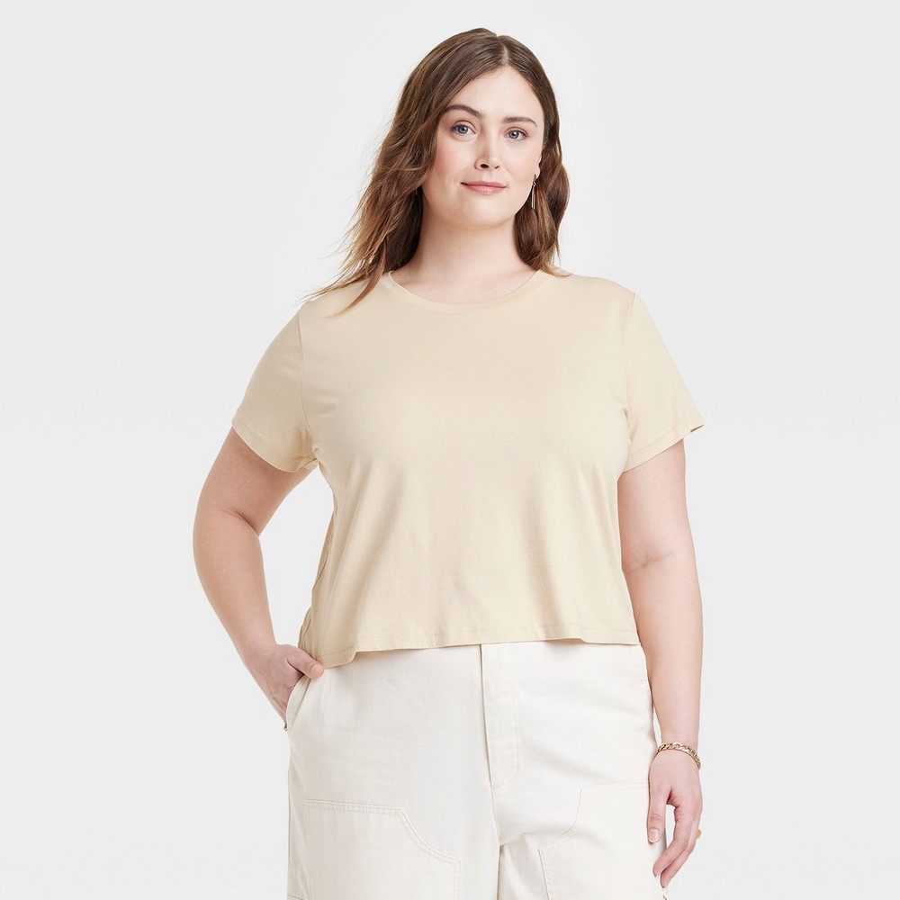 Women's Shrunken Short Sleeve T-Shirt - Universal Thread™ Tan 