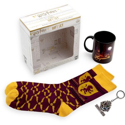 Friends Collector Bundle Central Perk 3 Piece Gift Set Mug, Crew Socks,  Keychain Multicoloured