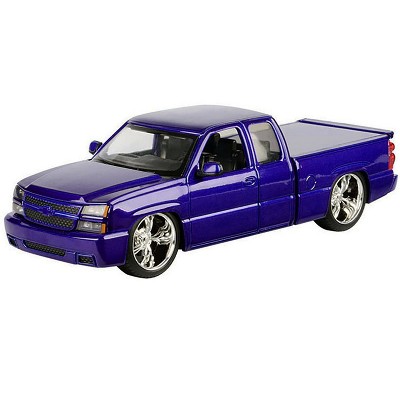 2006 Chevrolet Silverado Custom Pickup Truck Blue Metallic "Die-Cast Collection" Series 1/25 Diecast Model by Motormax