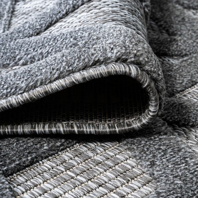 Dark Gray Geometric Rectangular Indoor/Outdoor Rug