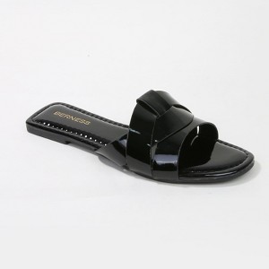 Berness Women's Topaz Glossy Patent Braided Slide Sandals - 1 of 4