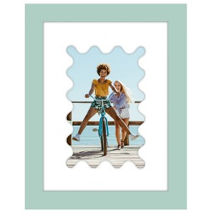 Americanflat Picture Frame with Oval Mat Insert and Shatter-Resistant Glass - Signature Collection - Photo Frame for Wall Display - 1 of 4