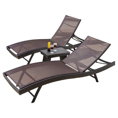 target folding chaise lounge