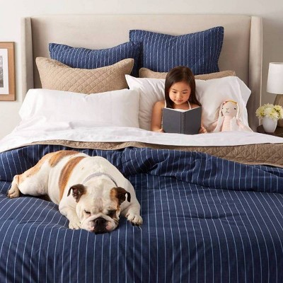 Dog friendly 2025 bed sheets