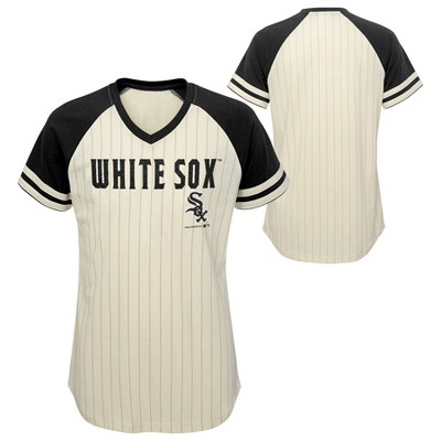 girls white sox shirt