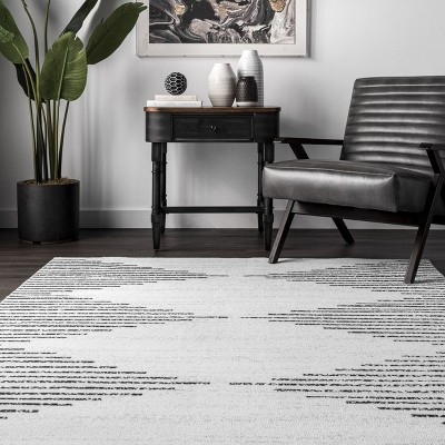 Romina Gray and White Diamond Pattern Washable Area Rug, 6' x 9'