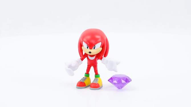 Sonic Knuckles with Purple Chaos Emerald Action Figure, 2 of 8, play video