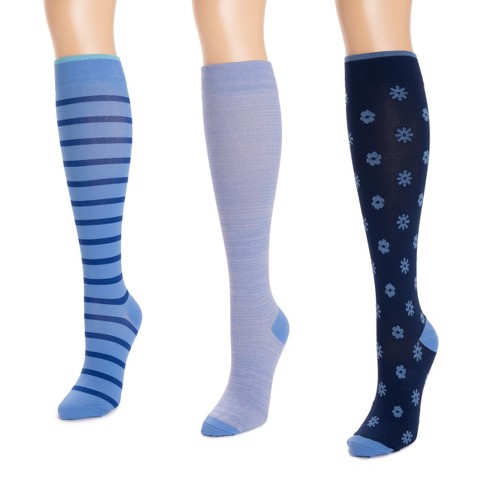 Muk Luks Women's 3 Pair Pack Compression Socks, Blue Multi, One Size ...