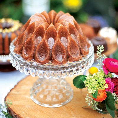 Gold Aluminum Non-Stick Crown Bundt Cake Pan