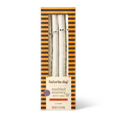 Mummy Fudge Dipped Pretzel Rods - 5.15oz - Favorite Day™