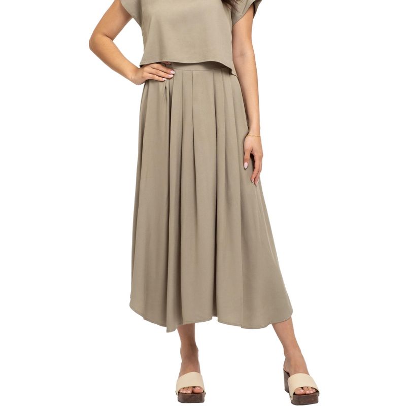 August Sky Women's Pleated Solid Midi Skirt, 1 of 5