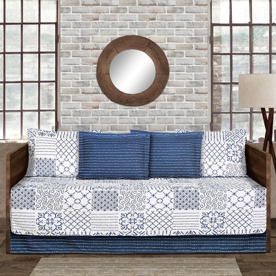 target daybed bedding