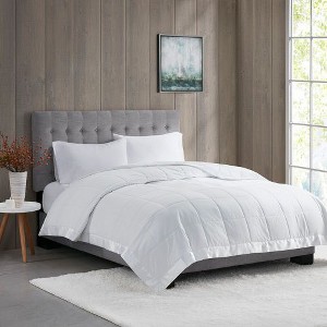 MAXZZZ Lightweight Down Alternative Blanket with Satin Trim - 1 of 1