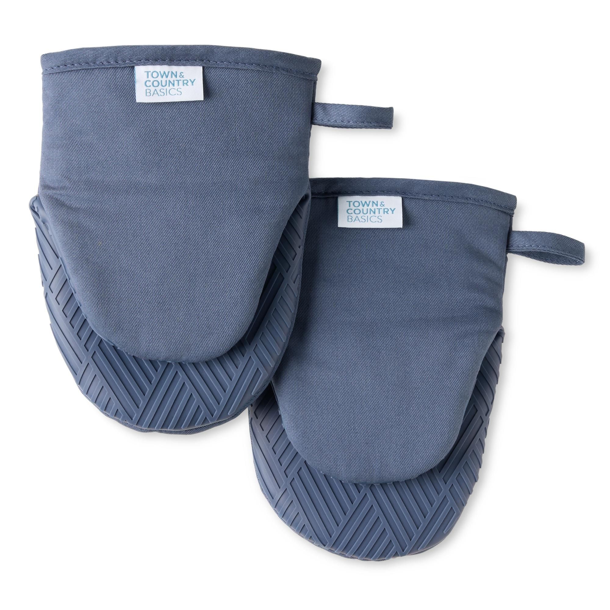 TOWN & COUNTRY BASICS Basketweave Soft Silicone Mini Oven Mitt 2-Pack Set, Heat Resistant up to 500F, Flexible Silicone, Non-Slip Grip, Blue, 5.5"x8"