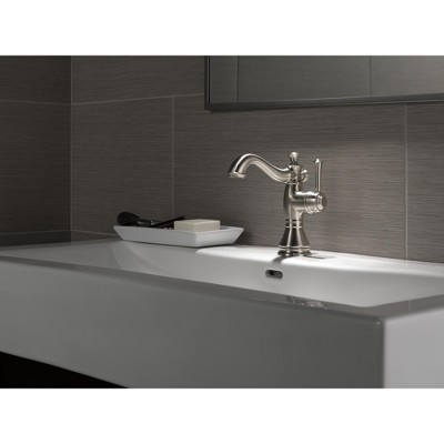 Stainless Steel Single Handle Bathroom Faucet with Metal Drain Assembly
