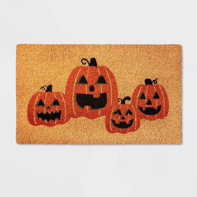 1'6"x2'6" Pumpkin Halloween Doormat Black - Hyde & EEK! Boutique™