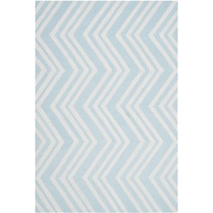 Safavieh Kids Wave SFK910 Hand Tufted Indoor Rugs - Safavieh - 1 of 4
