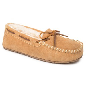 Minnetonka Women's  Comfy Moc Moccasin Slippers - 1 of 4