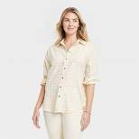 Women's Long Sleeve Oversized Button-Down Shirt - Universal Thread™