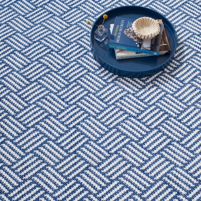 Crisscross Denim Blue and White Handwoven Indoor/Outdoor Rug