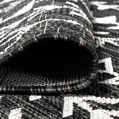Bohemian Black/Ivory Geometric Synthetic Indoor/Outdoor Rug