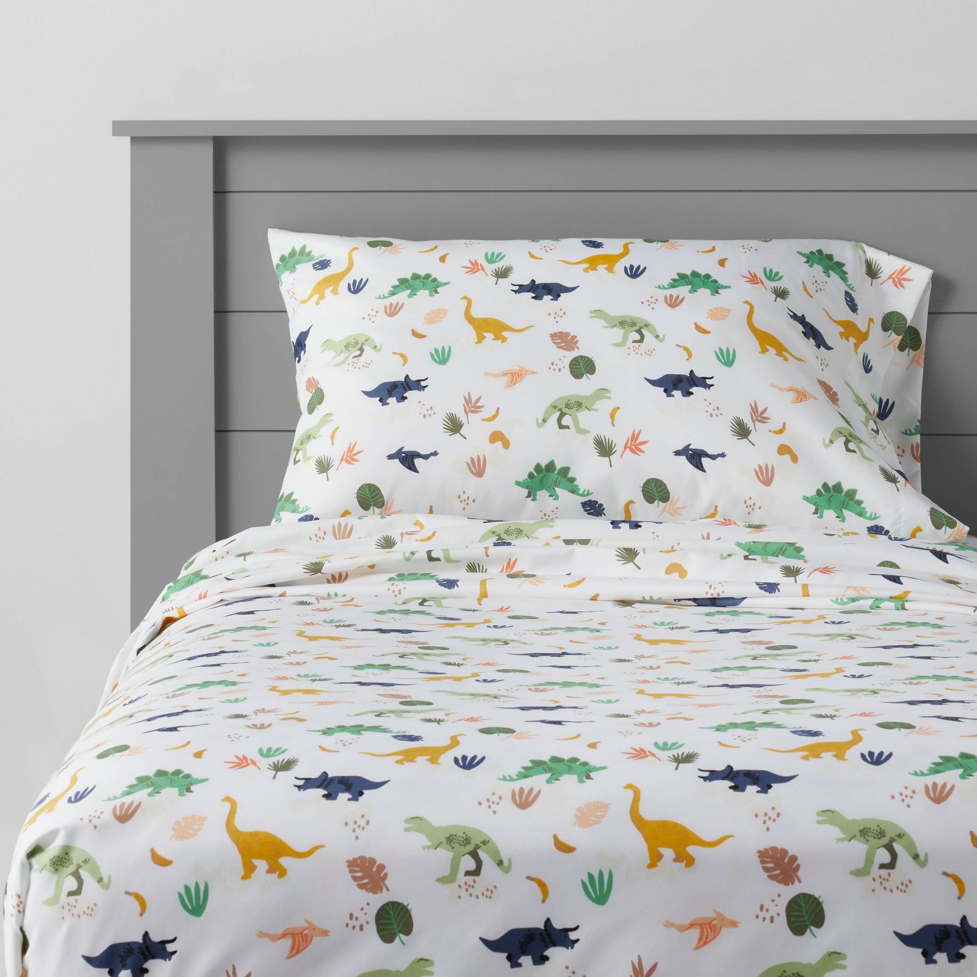 Twin Dinosaur Microfiber Kids' Sheet Set - Pillowfort™: Green, OEKO-TEX Certified, 3-Piece, Boys Bedding