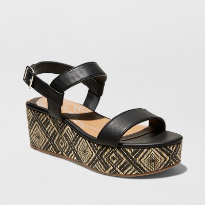 wide wedges