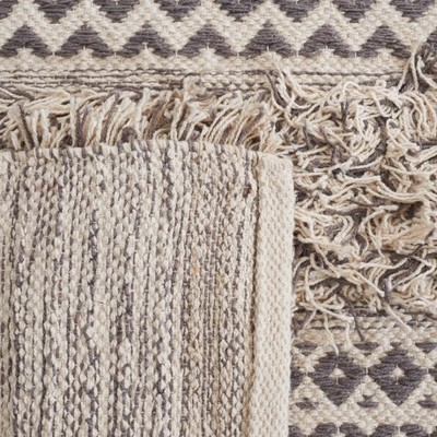 Handwoven Gray Cotton 4' x 6' Beach House Style Area Rug