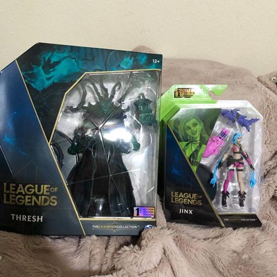  League of Legends, 6-Inch Thresh Collectible Figure w/Premium  Details and 2 Accessories, The Champion Collection, Collector Grade, Ages  12 and Up : Video Games