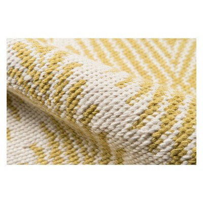 Citron Yellow Diamond Pattern Synthetic Area Rug 5' x 7'