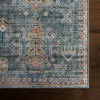 Philomena Green Medallion Washable Synthetic Area Rug 4' x 6'