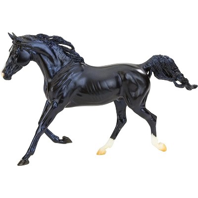 Breyer Animal Creations Breyer Traditional 1:9 Scale Model Horse | Equidae  Rainbow Decorator