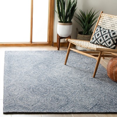 Hand-Tufted Elegance Gray Wool Rectangular Rug 4' x 6'