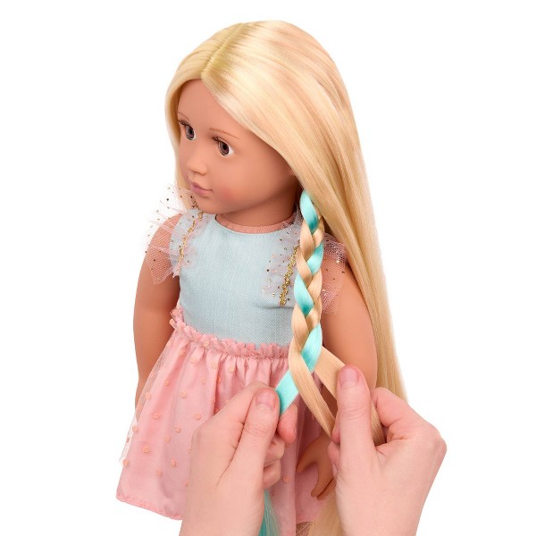 Muñeca Our Generation Poppy de 18" con Cabello que Crece, Clips y Libro de Peinados 3