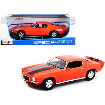 1971 Chevrolet Camaro Orange with Black Stripes 1/18 Diecast Model Car by Maisto