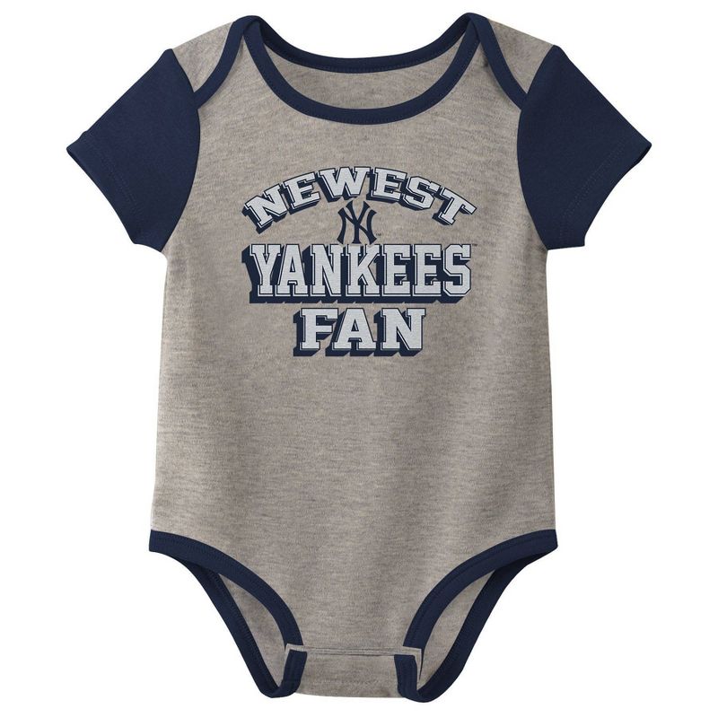 MLB New York Yankees Infant Boys&#39; 3pk Bodysuit, 3 of 5