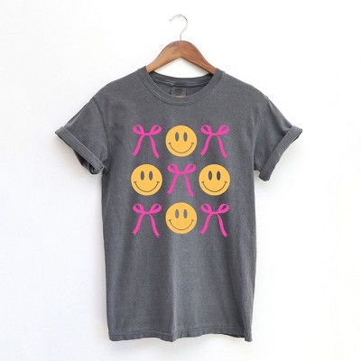 Simply Sage Market Women's Bows and Smiley Coquette Chart Short Sleeve Garment Dyed Tee - 2XL - Pepper