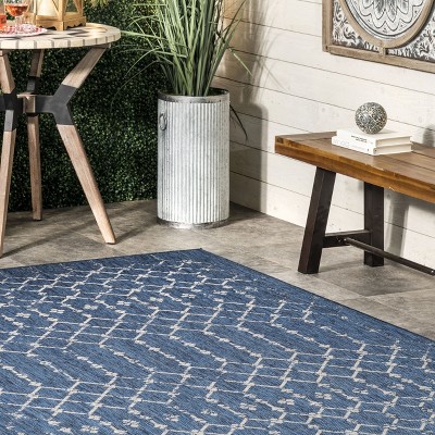 Blue Trellis 5x8 Washable Synthetic Indoor/Outdoor Area Rug
